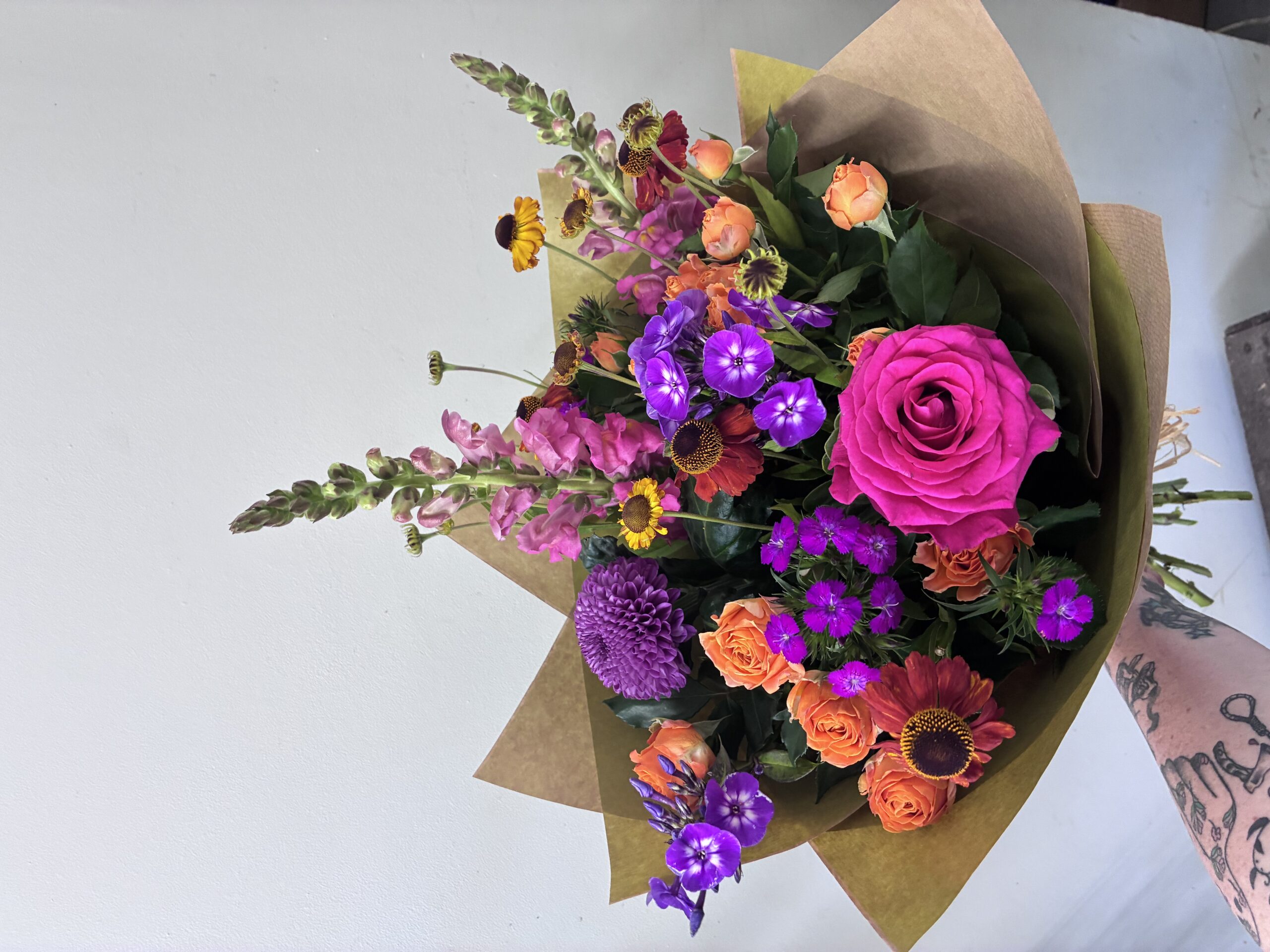 Regency Florists Pick Vibrant - Image 4