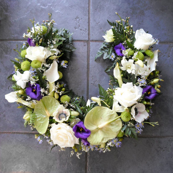 Horseshoe Funeral Flowers