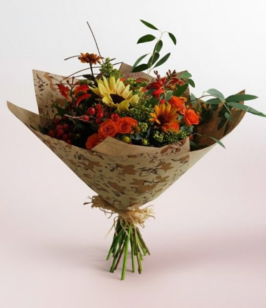 Autumnal handtied bouquet